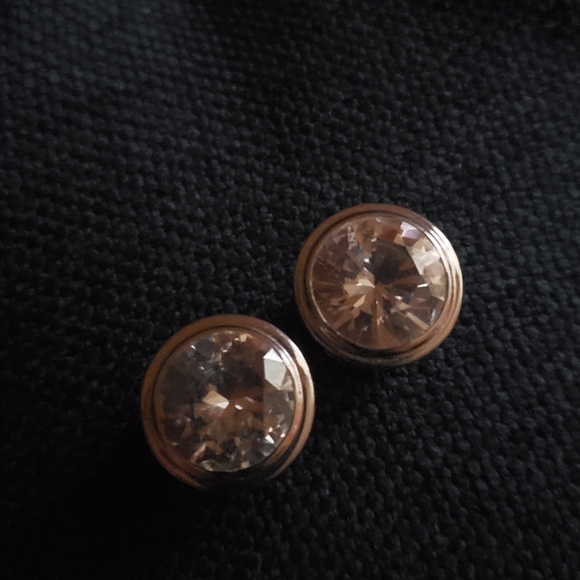 Diamond Plug - Picture 3 of 6